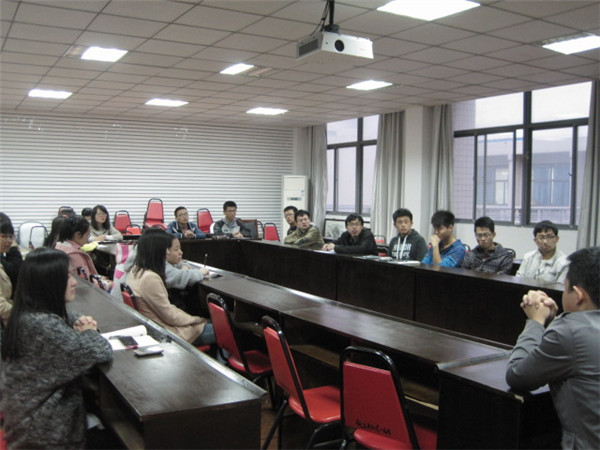我院举行2014年学生考研经验交流会
