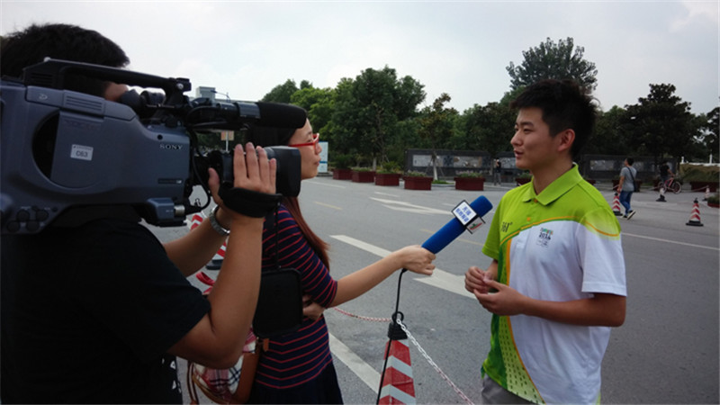 我奉献，我快乐，我是小青柠——采访无锡市青奥志愿者领队张晋铭