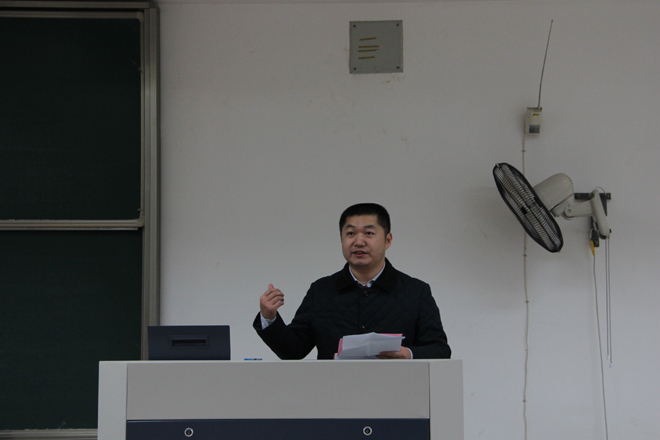邓建明先生代表企业发言