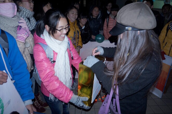 援藏进行中 支持微公益——记化工学院“为‘卡如完小’添衣”募捐活动